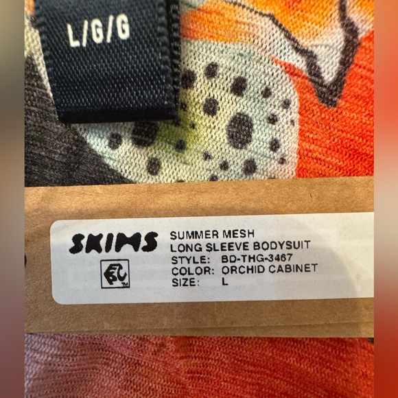 SKIMS SUMMER MESH LONG SLEEVE BODYSUIT SIZE L - Picture 5 of 9